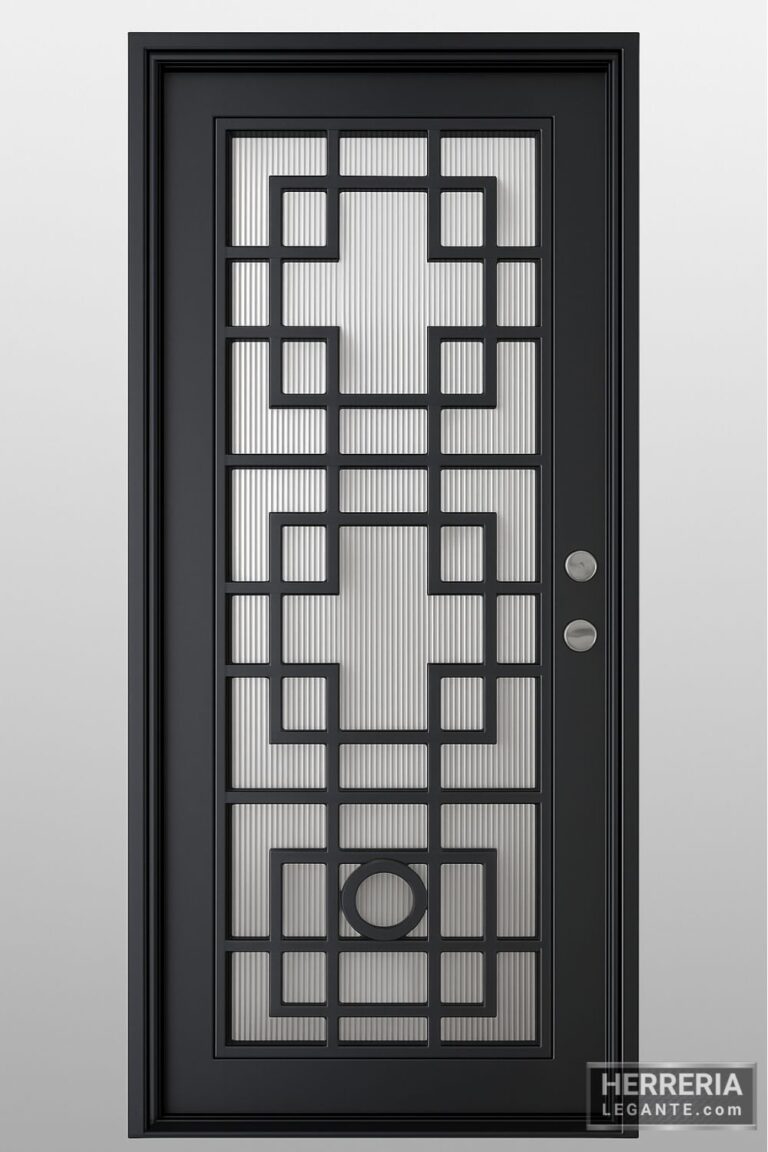 Puerta de herrería negra con vidrio estriado y diseño de cuadros simétricos, vista frontal con fondo neutro