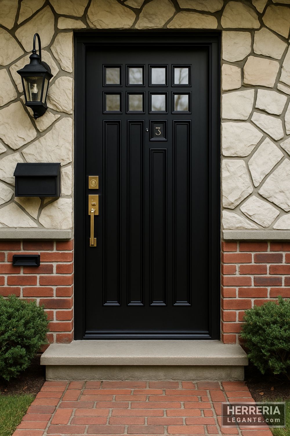 puerta de herrería negra con ventanillas cuadradas y paneles verticales en fachada de ladrillo y piedra
